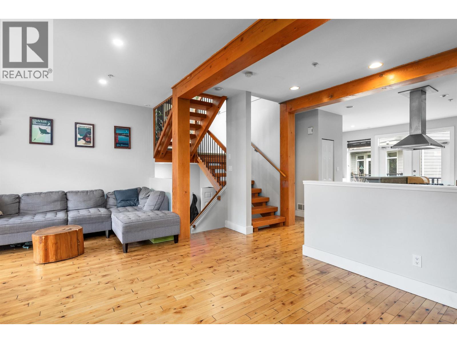 19 39758 GOVERNMENT ROAD, Squamish