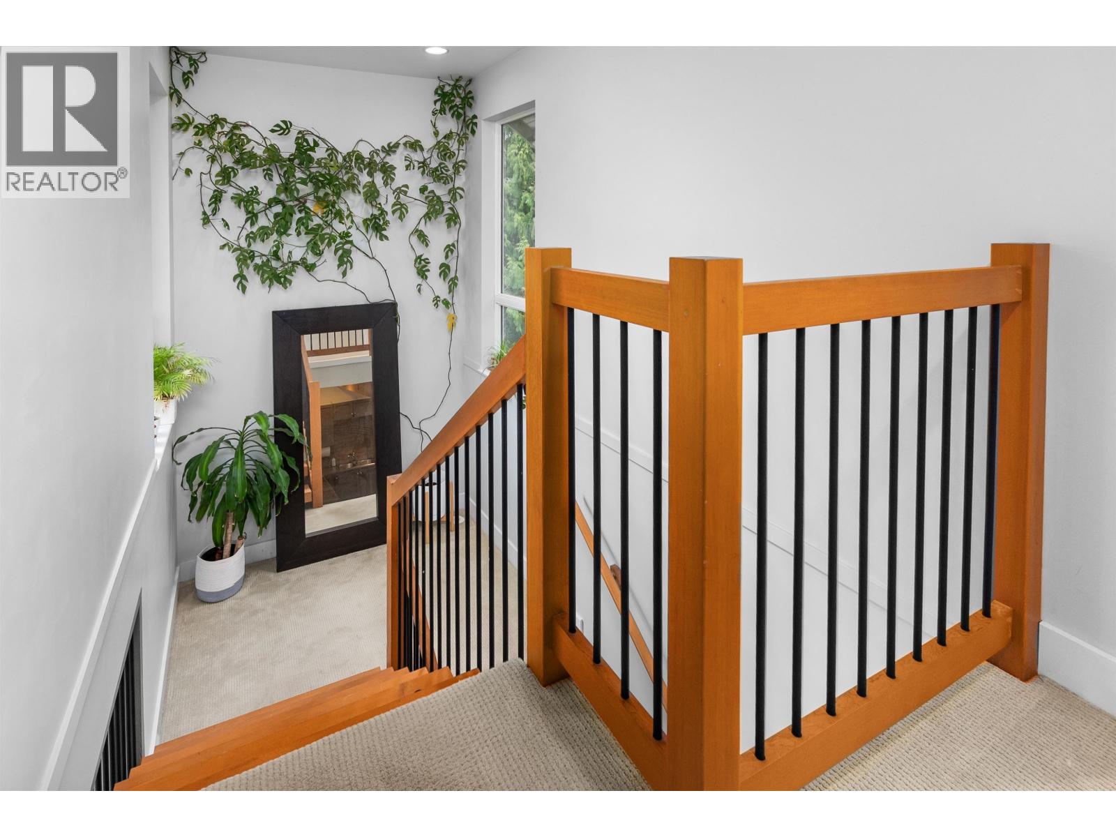 19 39758 GOVERNMENT ROAD, Squamish