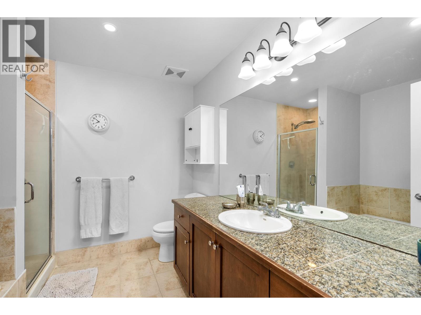 19 39758 GOVERNMENT ROAD, Squamish