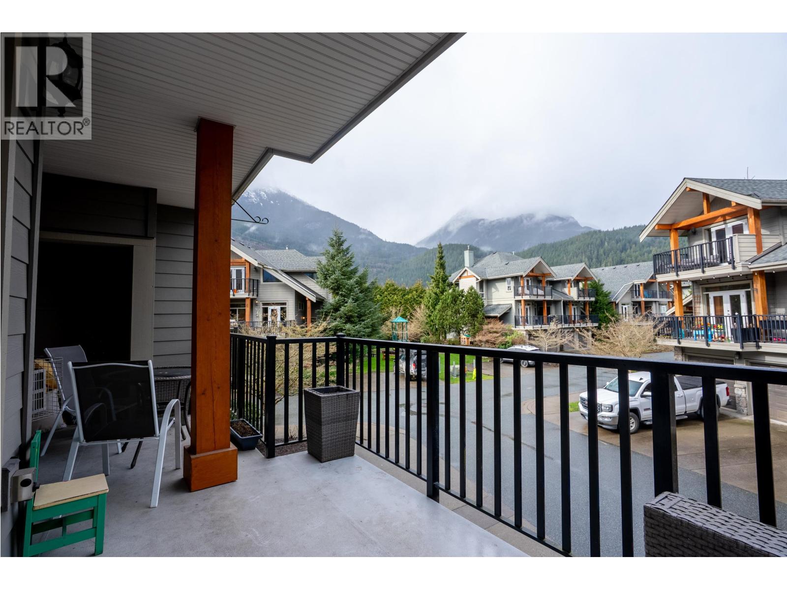 19 39758 GOVERNMENT ROAD, Squamish