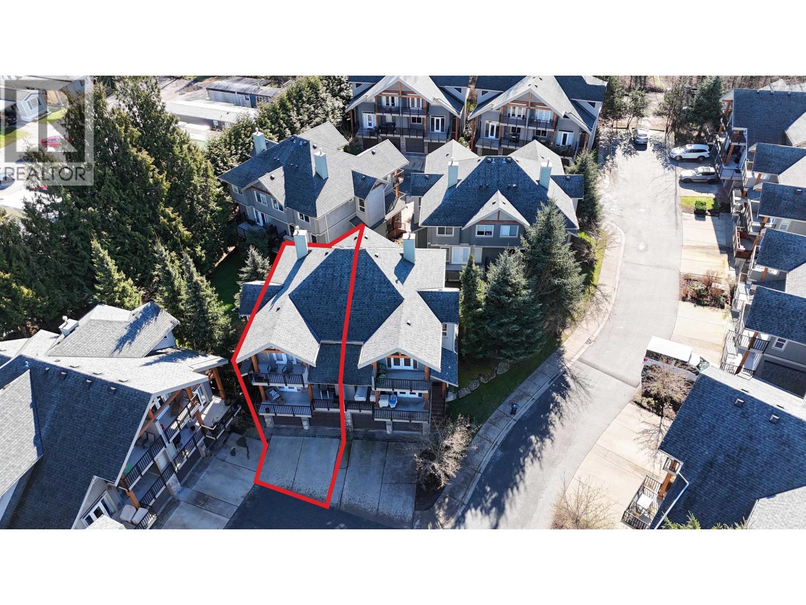 19 39758 GOVERNMENT ROAD, Squamish