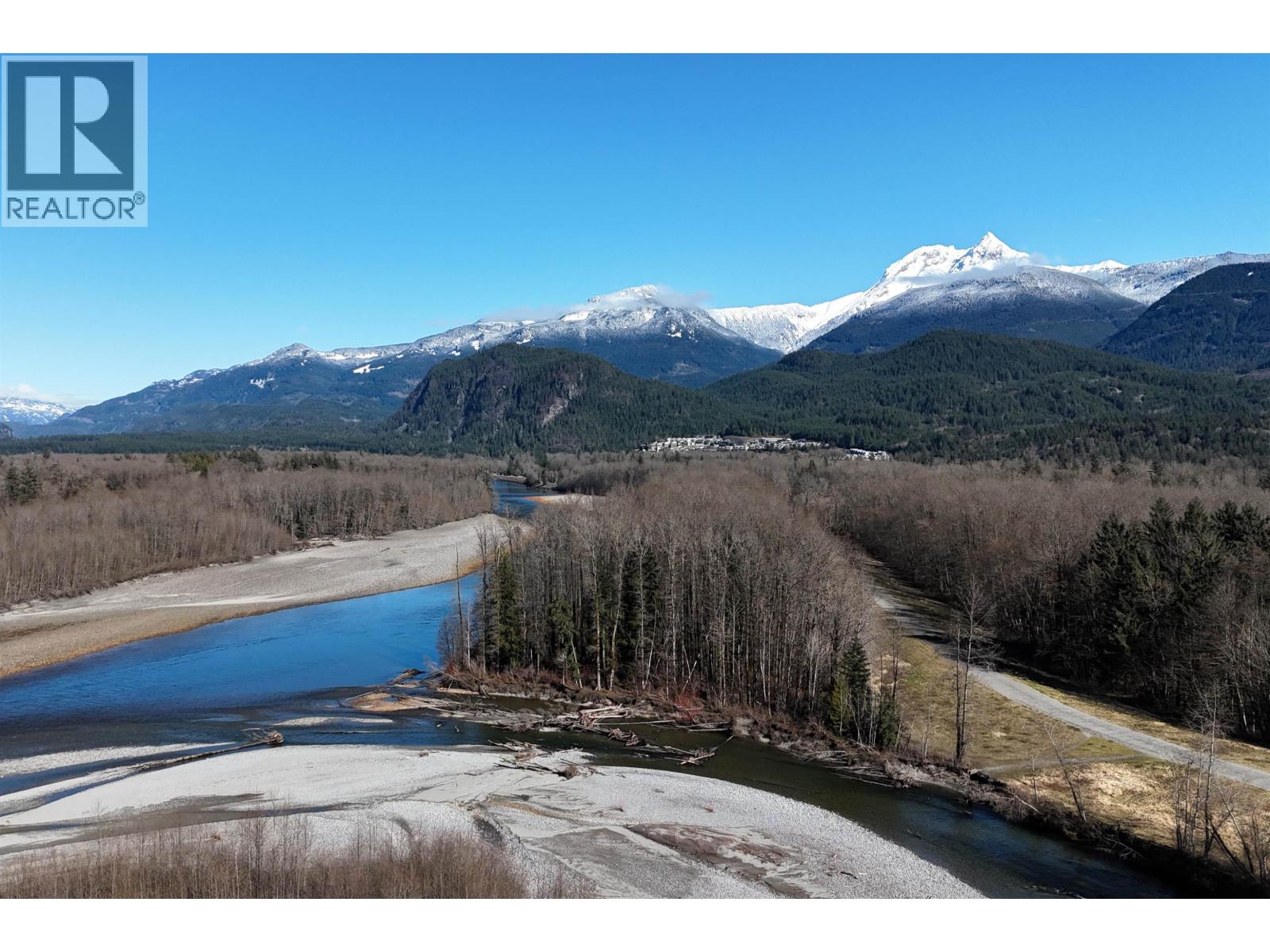 19 39758 GOVERNMENT ROAD, Squamish