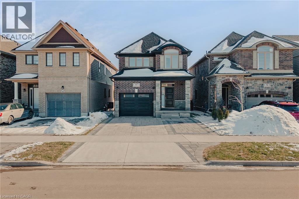 47 PONDCLIFFE Drive - 1