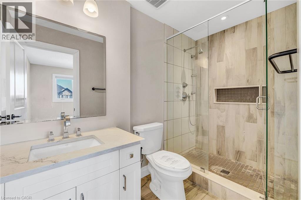 47 PONDCLIFFE Drive - 16