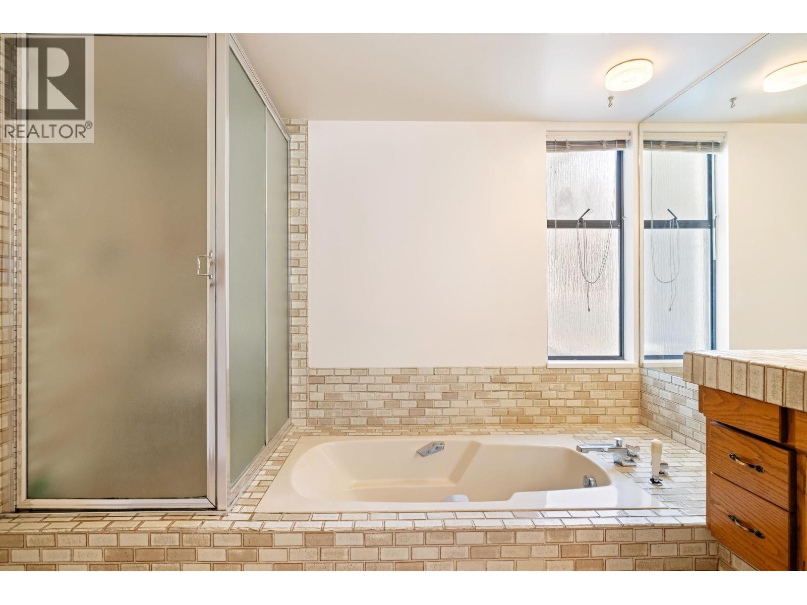 5757 GOLDENROD Crescent, Delta