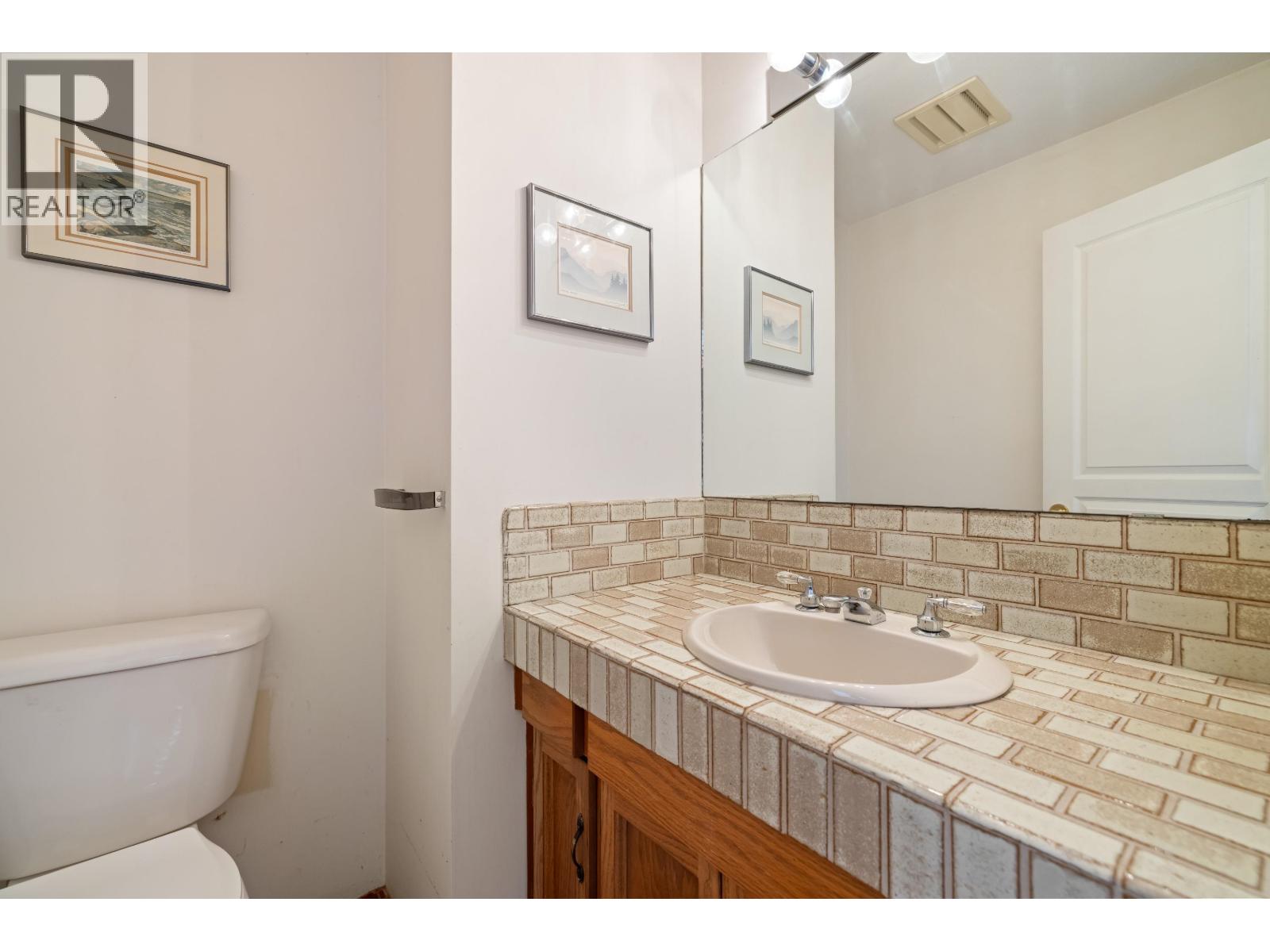 5757 GOLDENROD Crescent, Delta