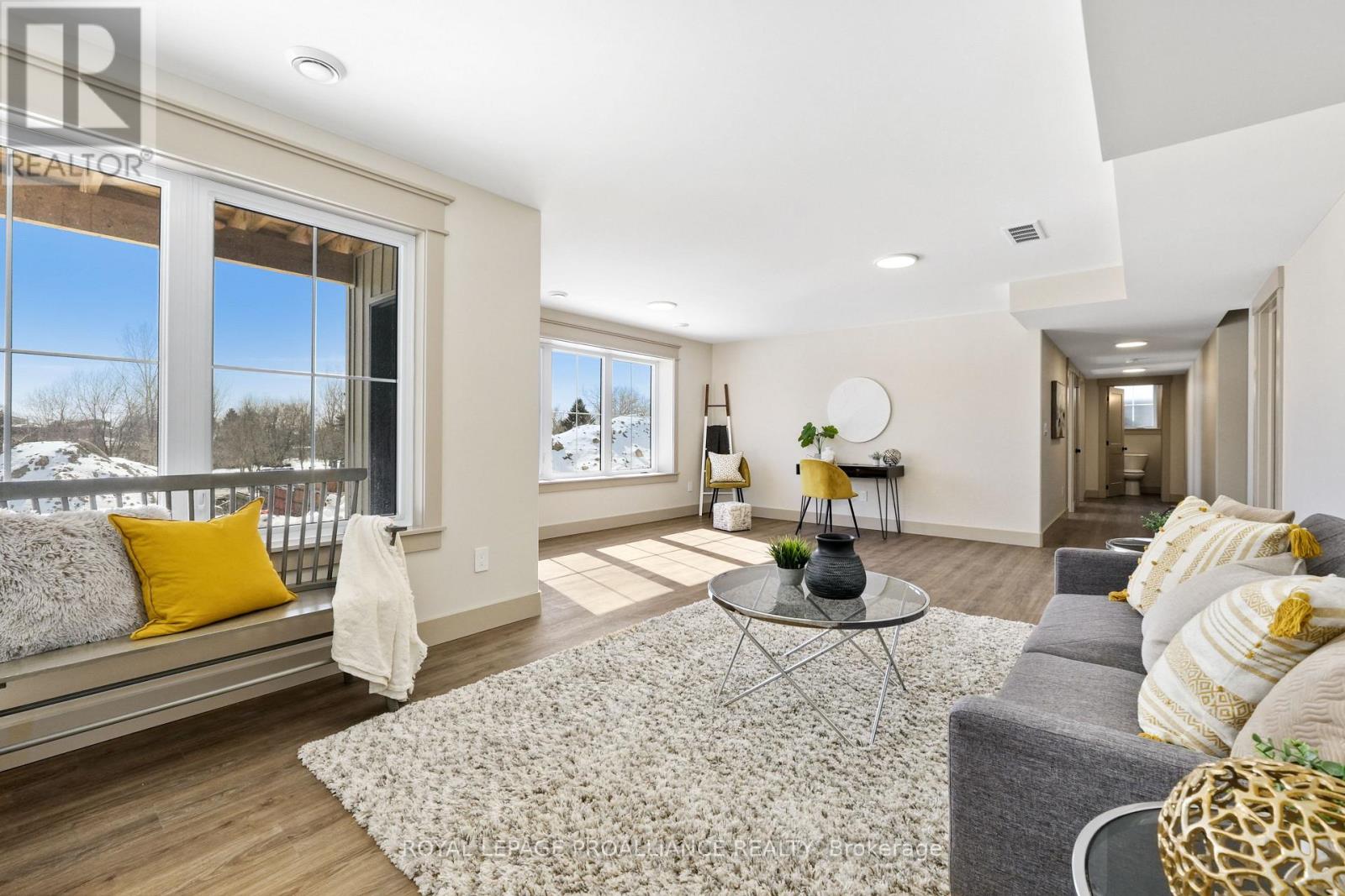 7 MERRIMAN COURT - 16