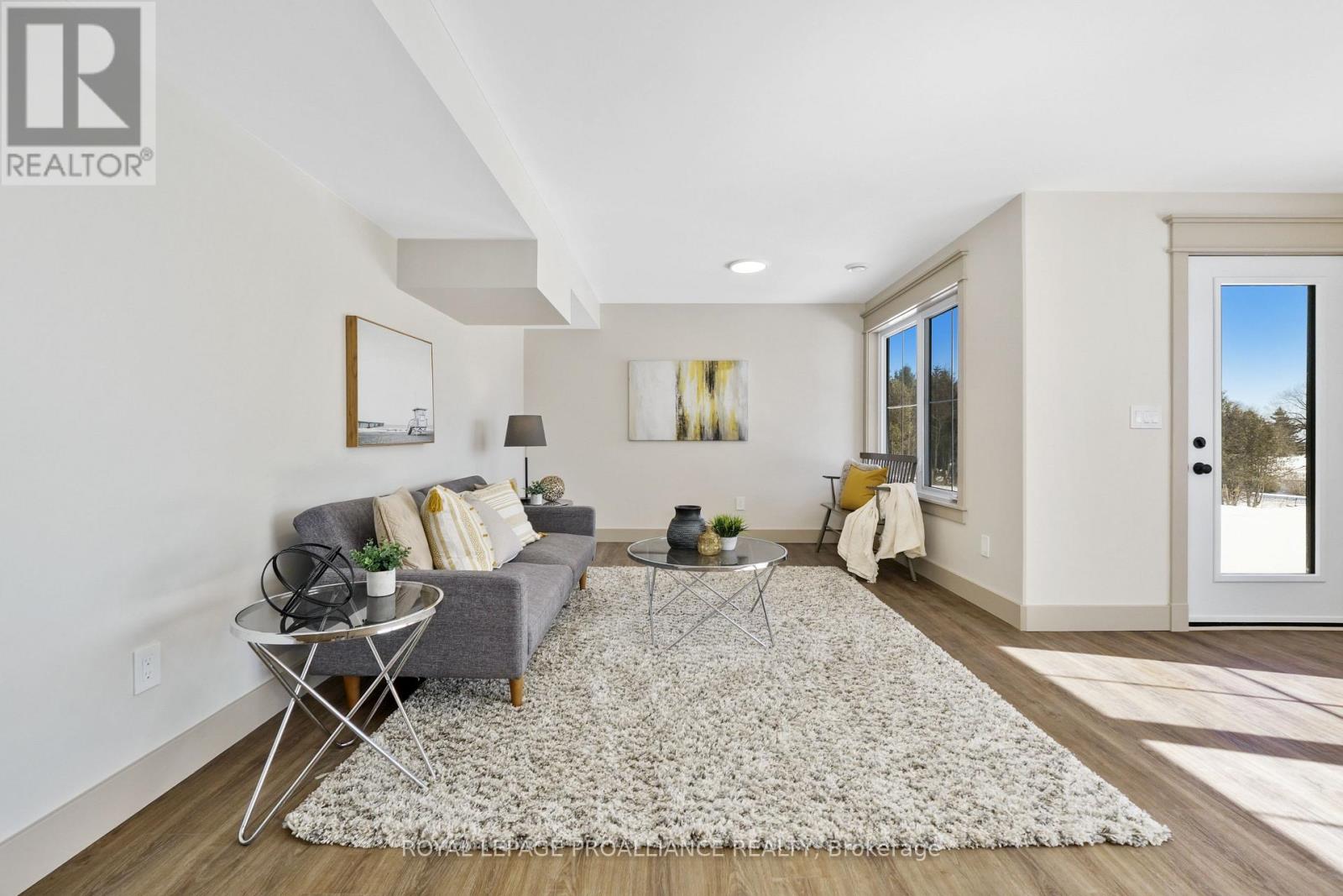 7 MERRIMAN COURT - 17