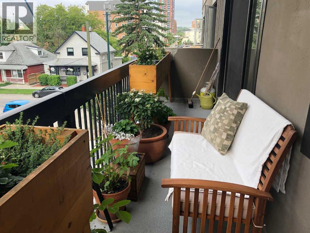 Single Family House for Sale in    Avenue SW Beltline Calgary 