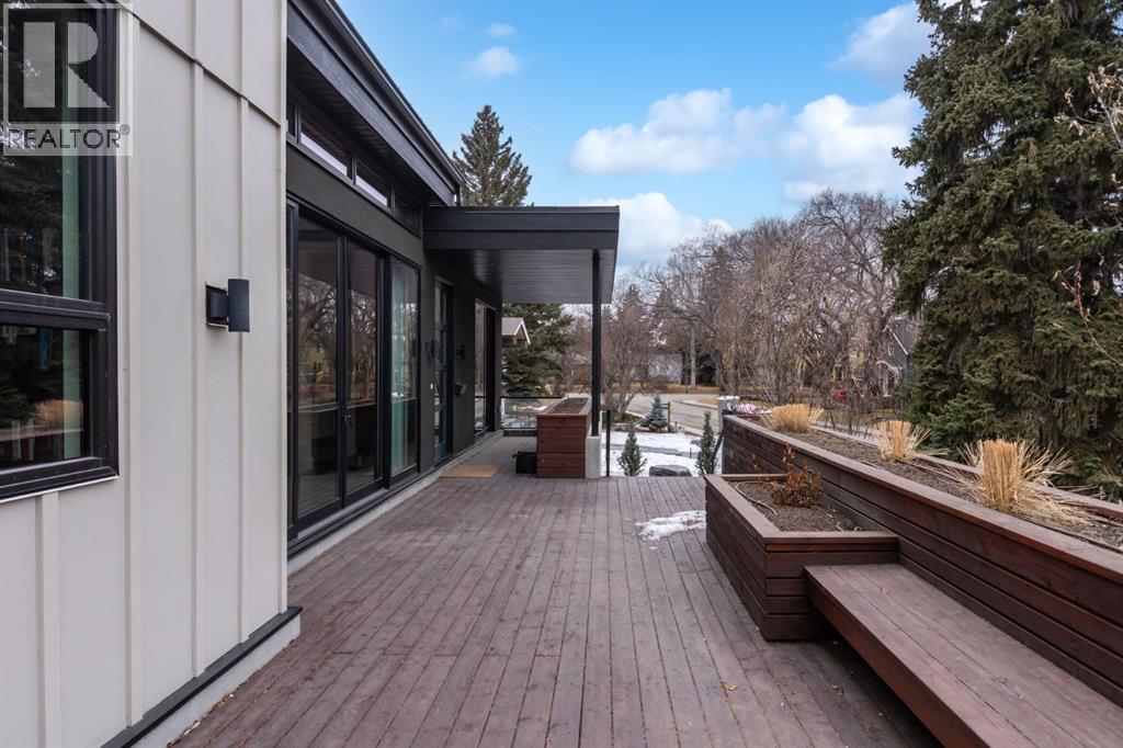 Single Family House for Sale in  Cliffe Avenue SW Elboya Calgary 