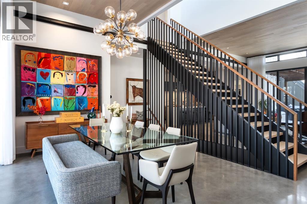 Single Family House for Sale in  Cliffe Avenue SW Elboya Calgary 