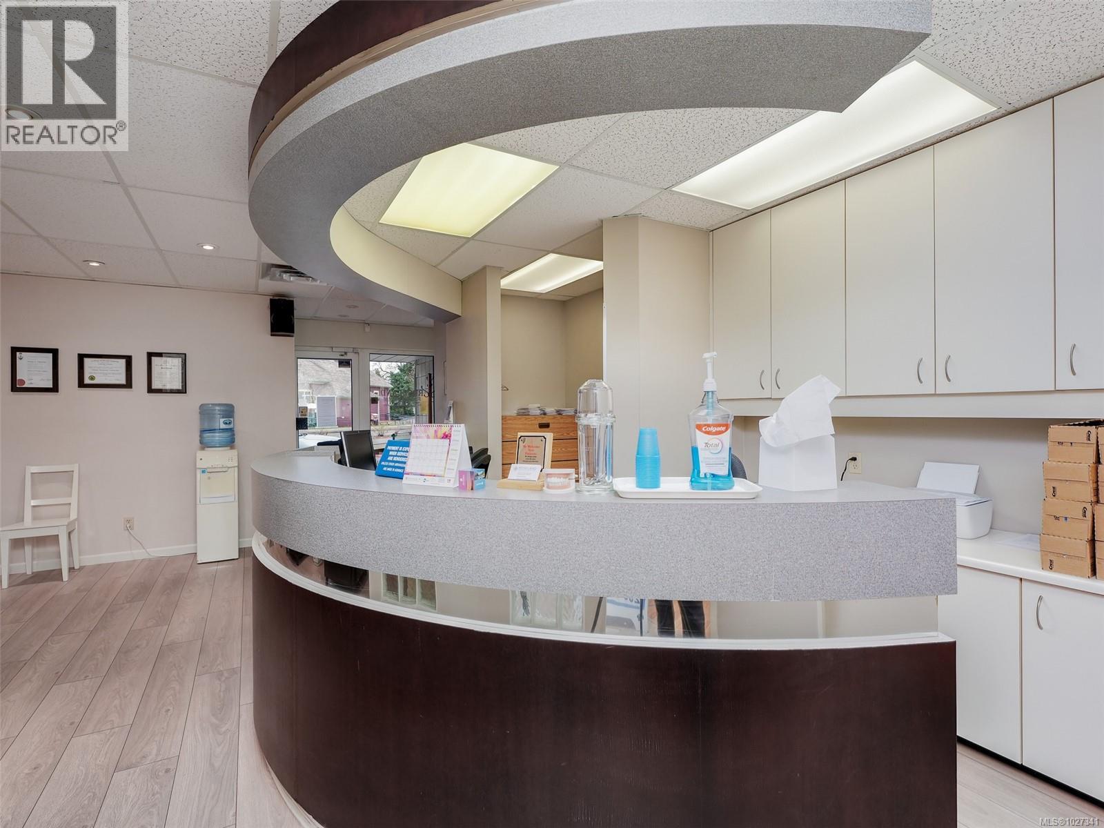  7135 West Saanich Road, Central Saanich