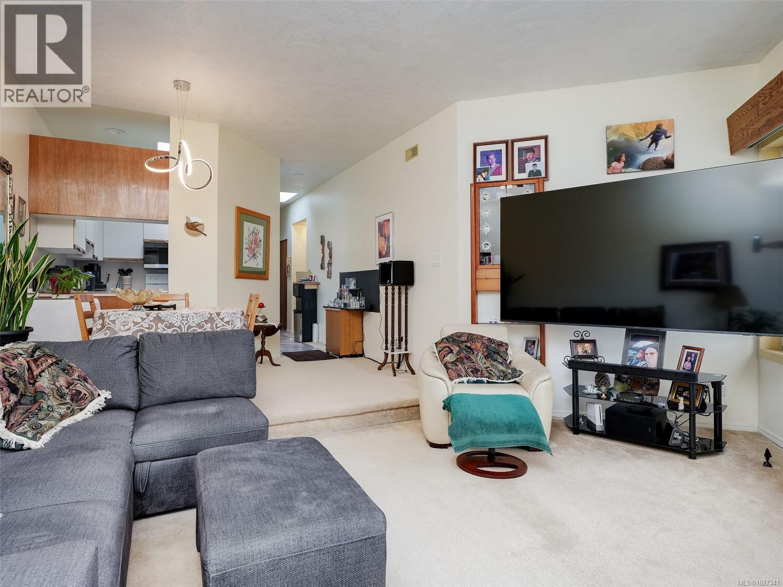  7135 West Saanich Road, Central Saanich