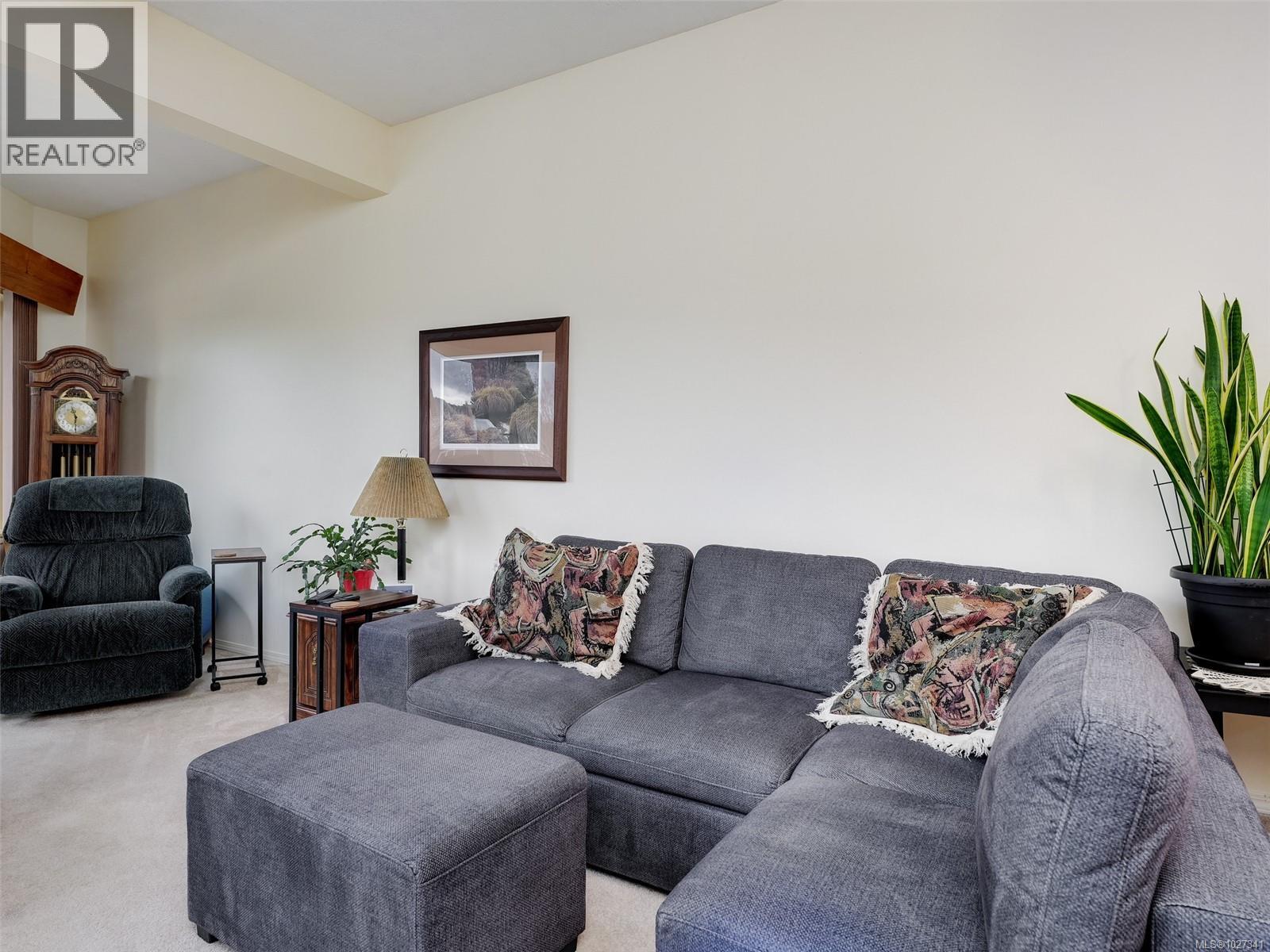  7135 West Saanich Road, Central Saanich