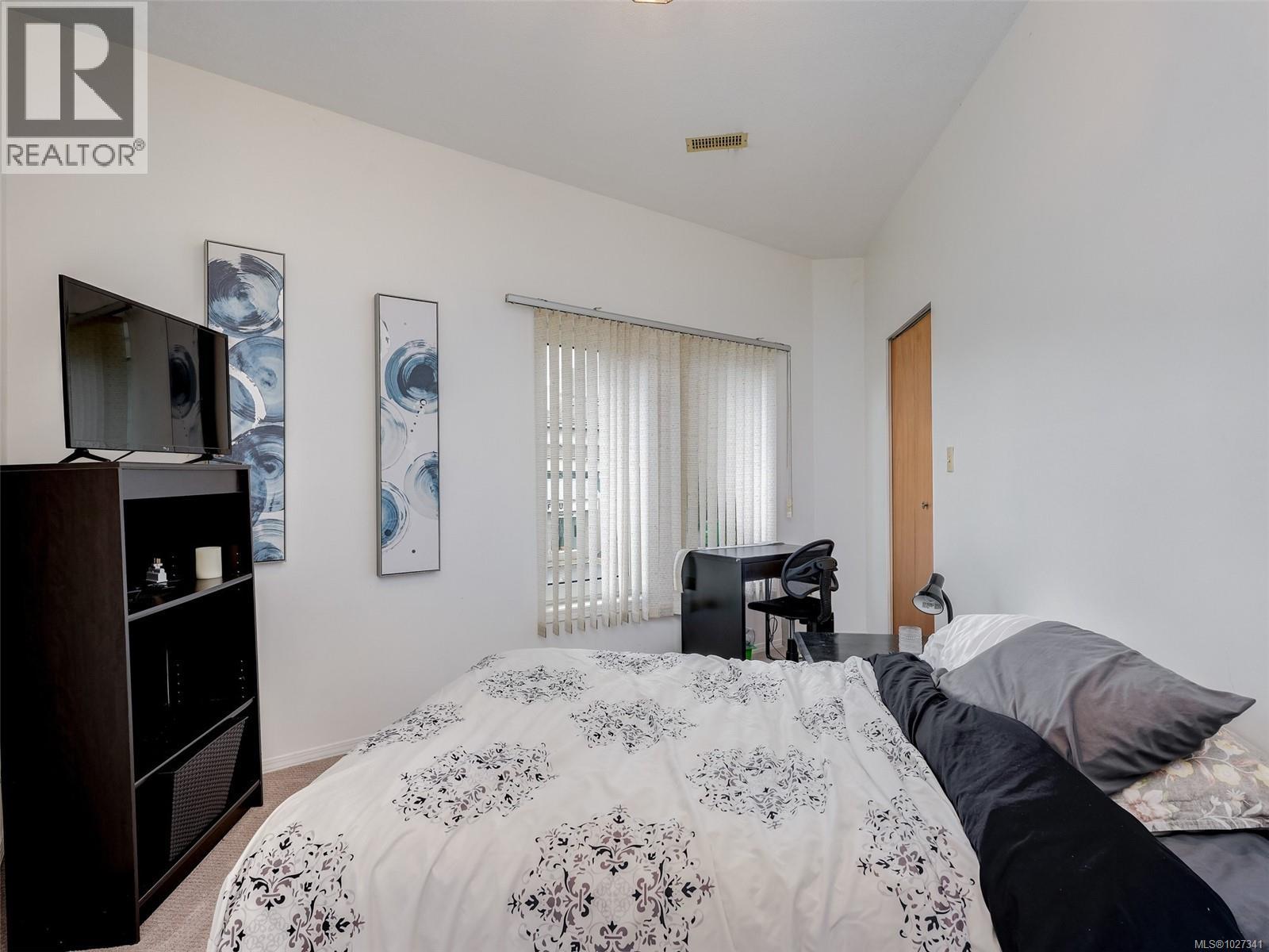  7135 West Saanich Road, Central Saanich