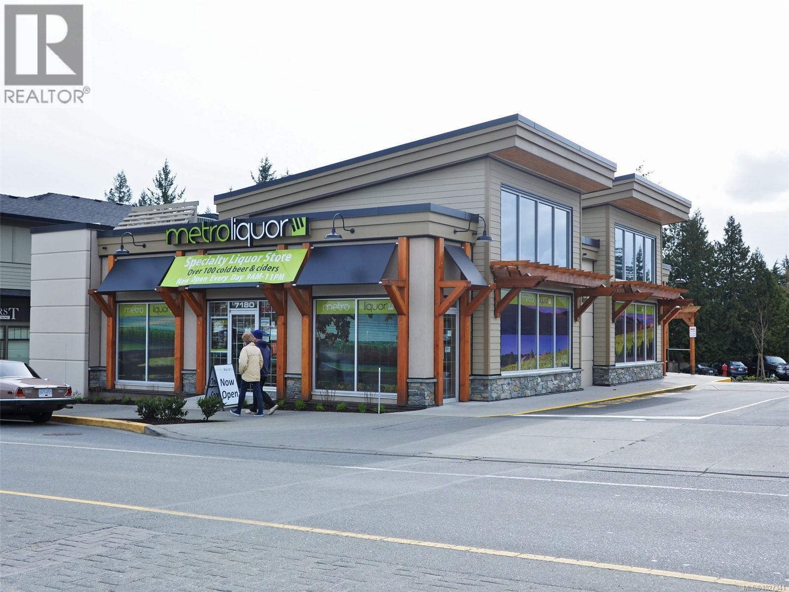  7135 West Saanich Road, Central Saanich