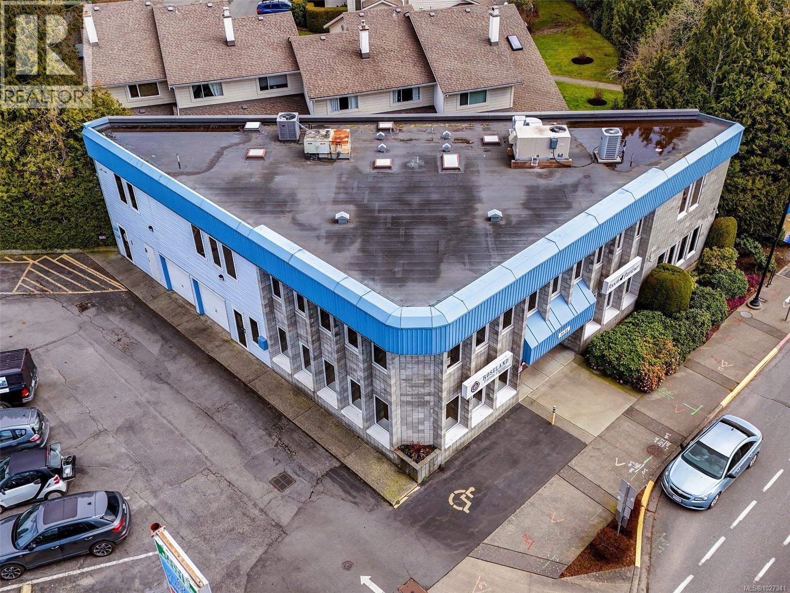  7135 West Saanich Road, Central Saanich