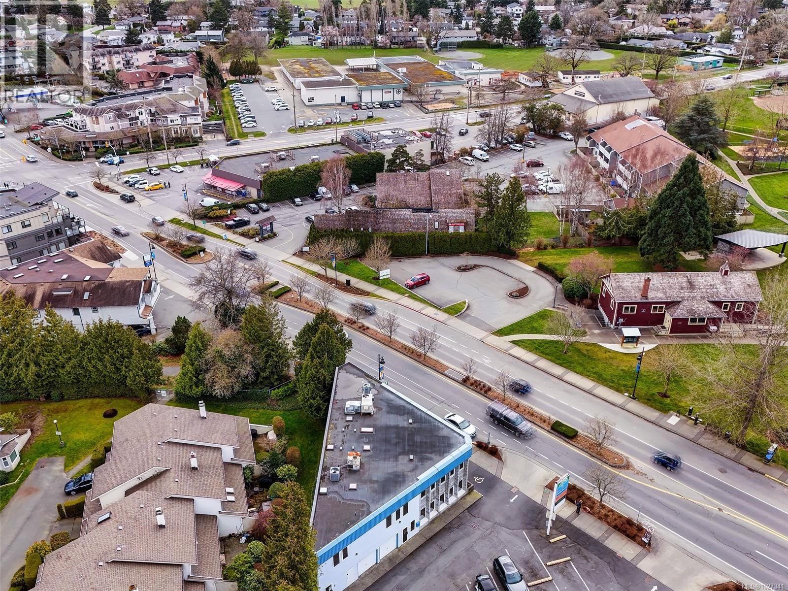  7135 West Saanich Road, Central Saanich