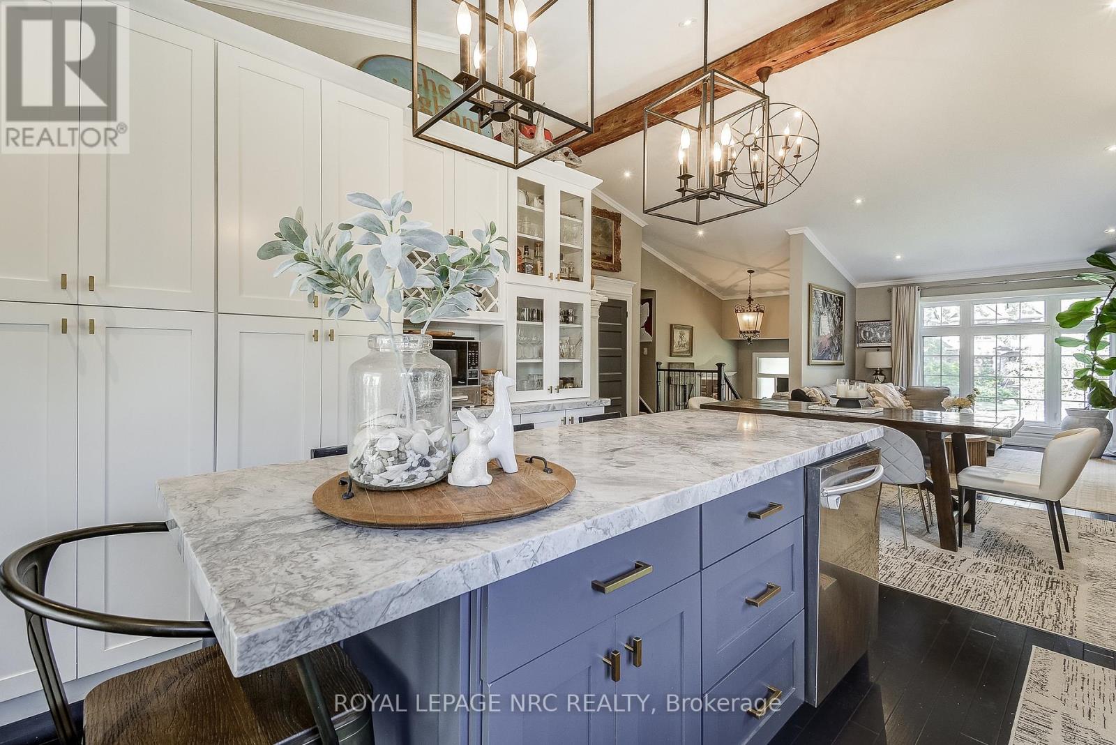 764 GREEN STREET - 14