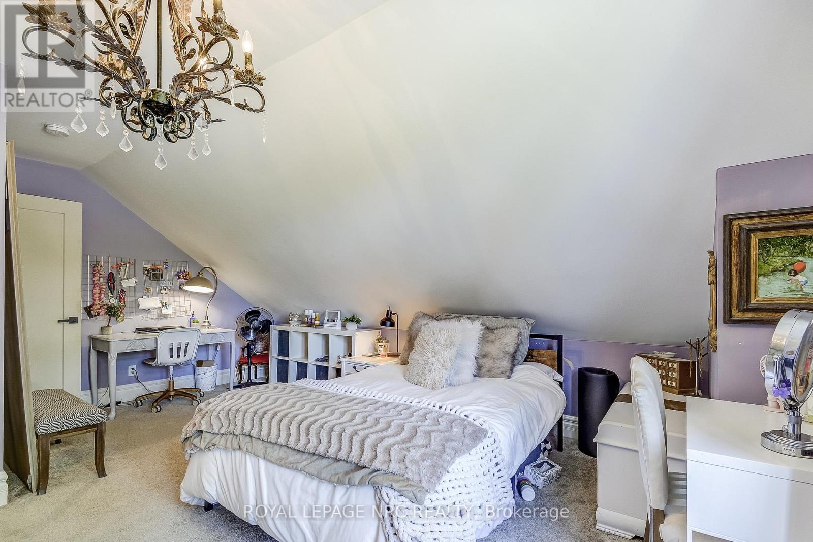 764 GREEN STREET - 26