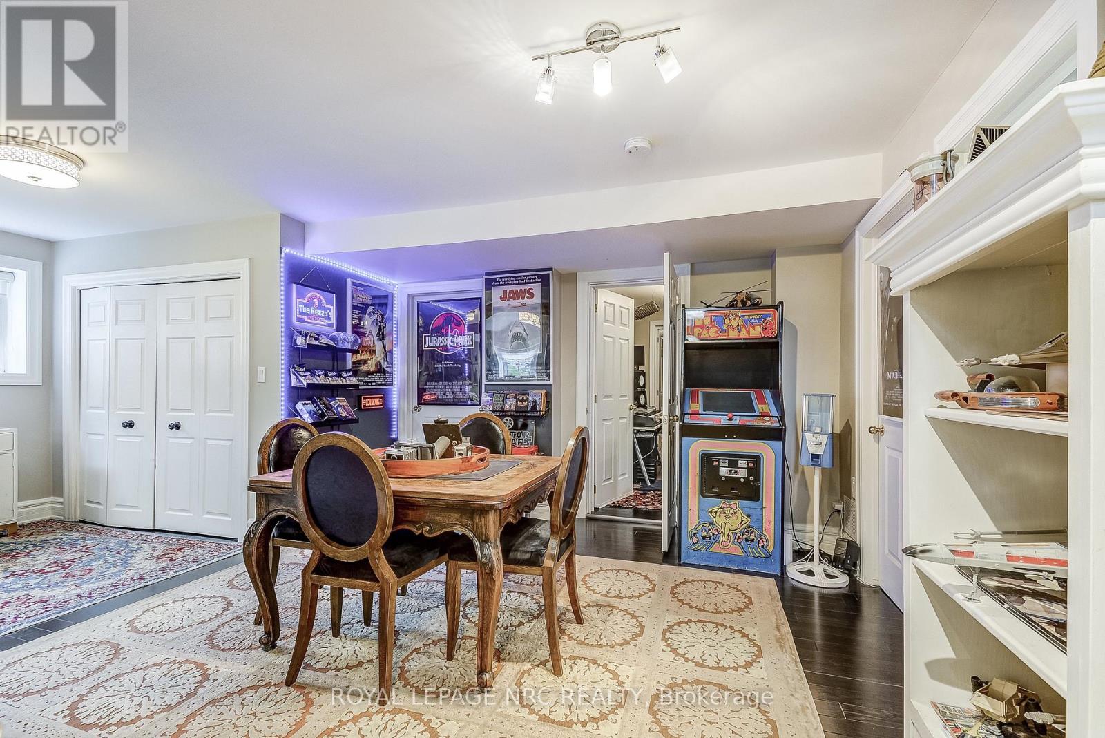 764 GREEN STREET - 27