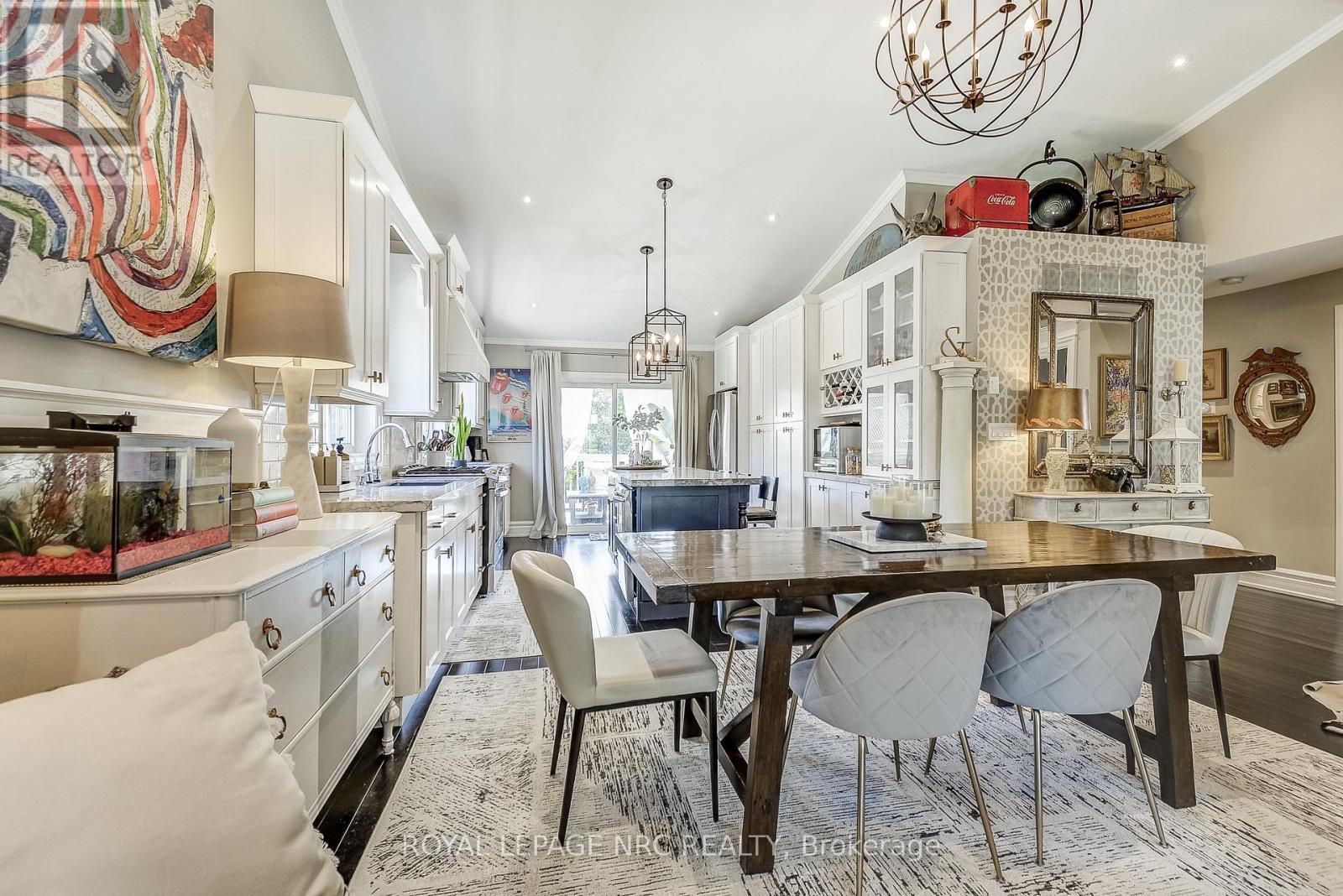 764 GREEN STREET - 9