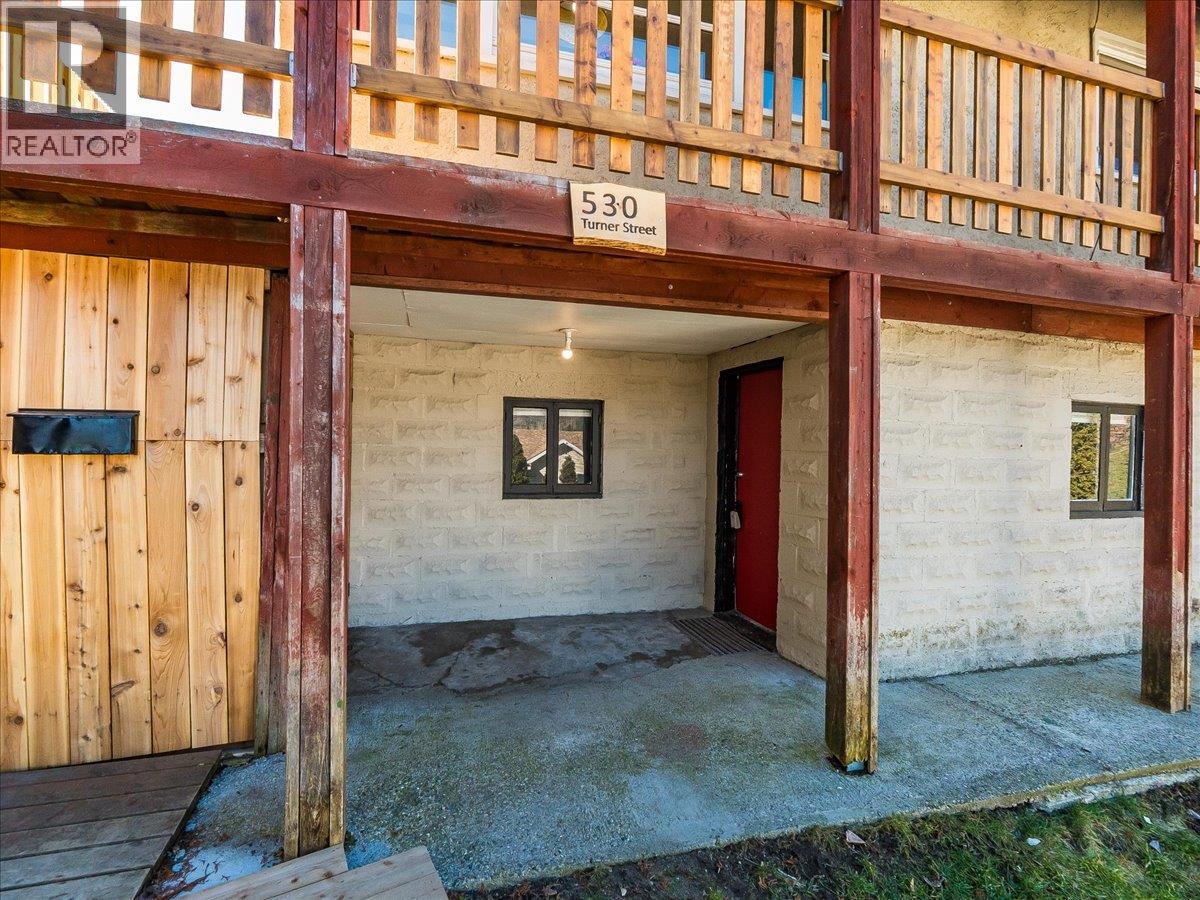 530 Turner Street, Warfield