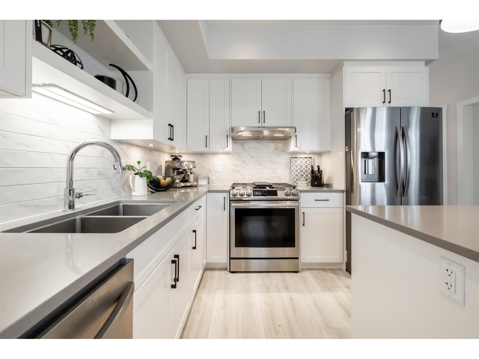 20267 82B AVENUE, Langley