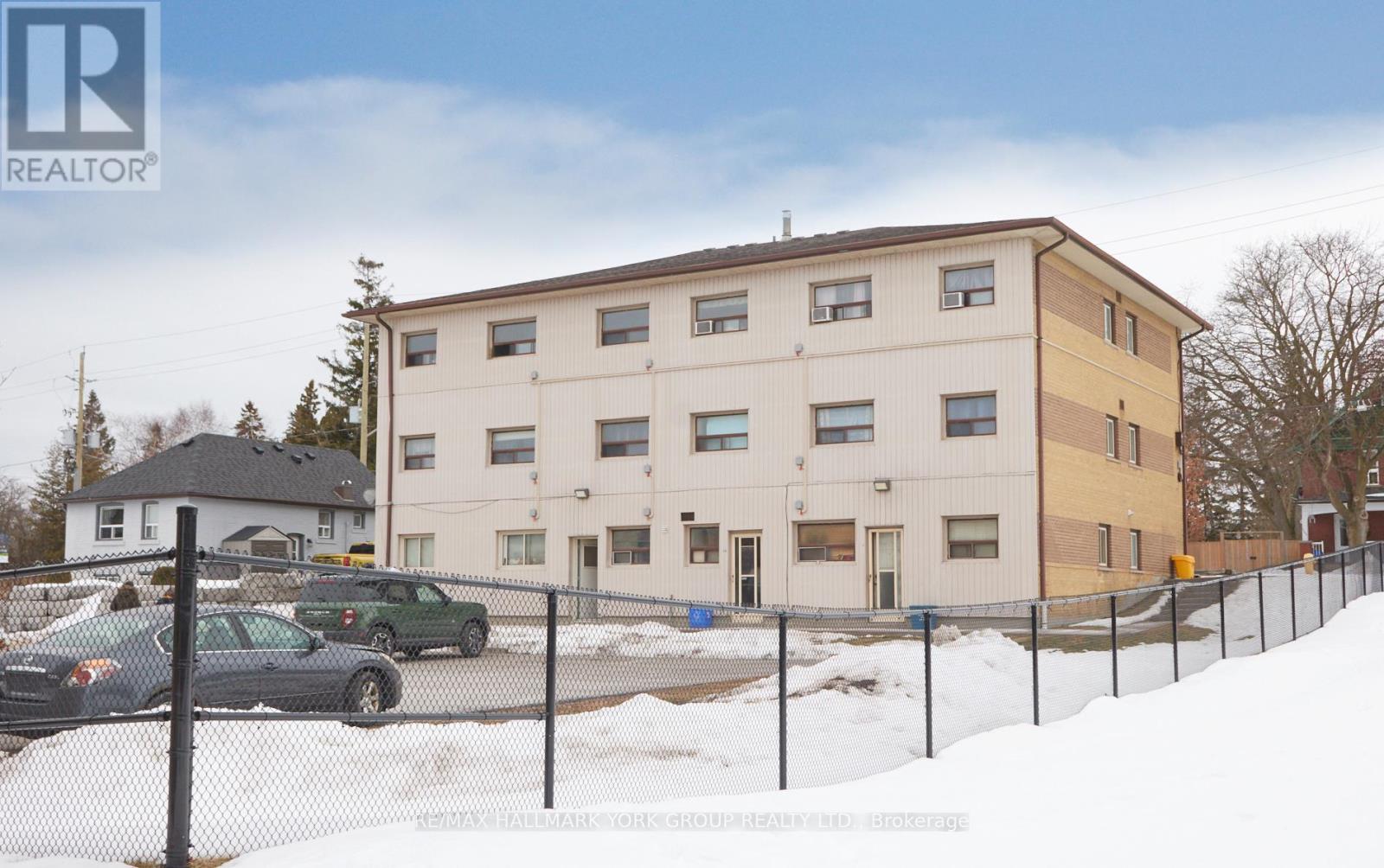 1613 DUFFERIN STREET - 10