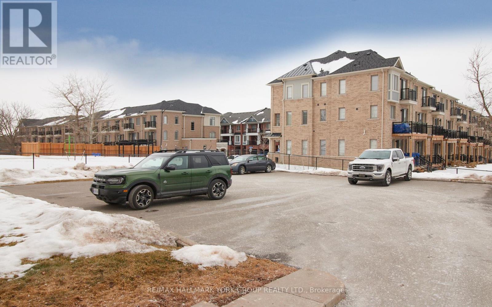 1613 DUFFERIN STREET - 6