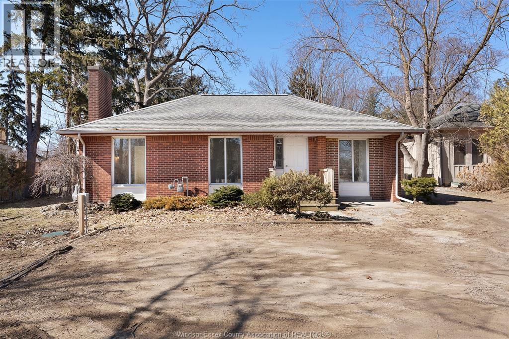 132 DIVISION STREET North