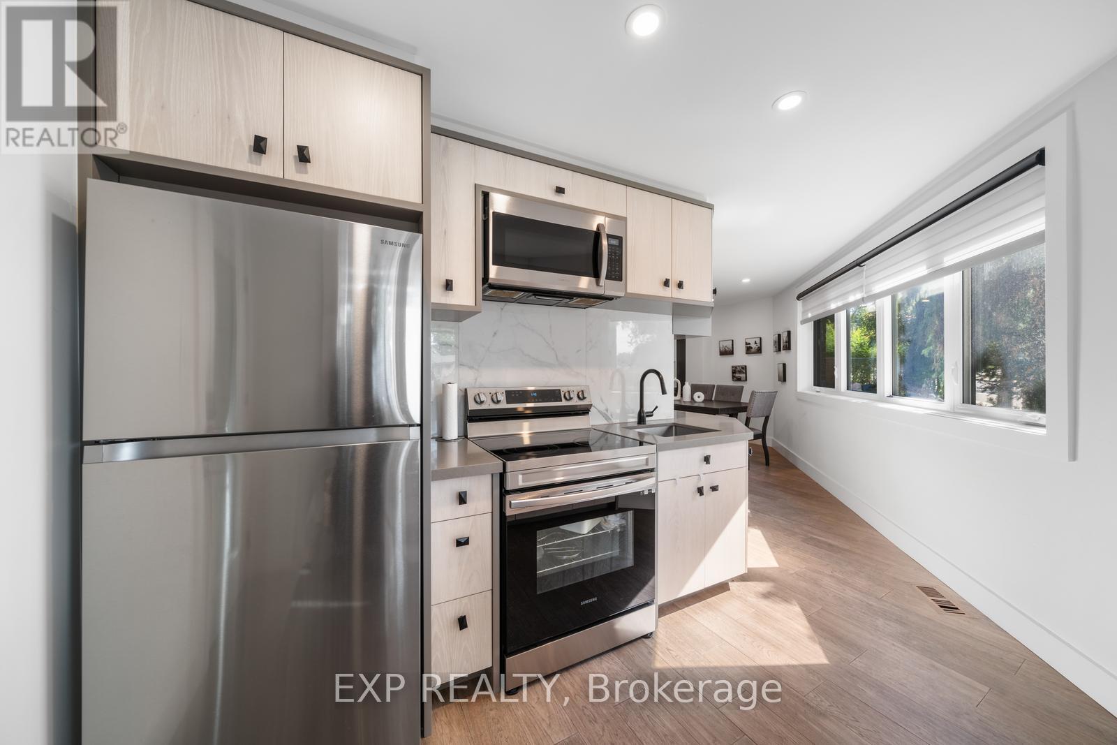 5 BRENDWIN ROAD - 3