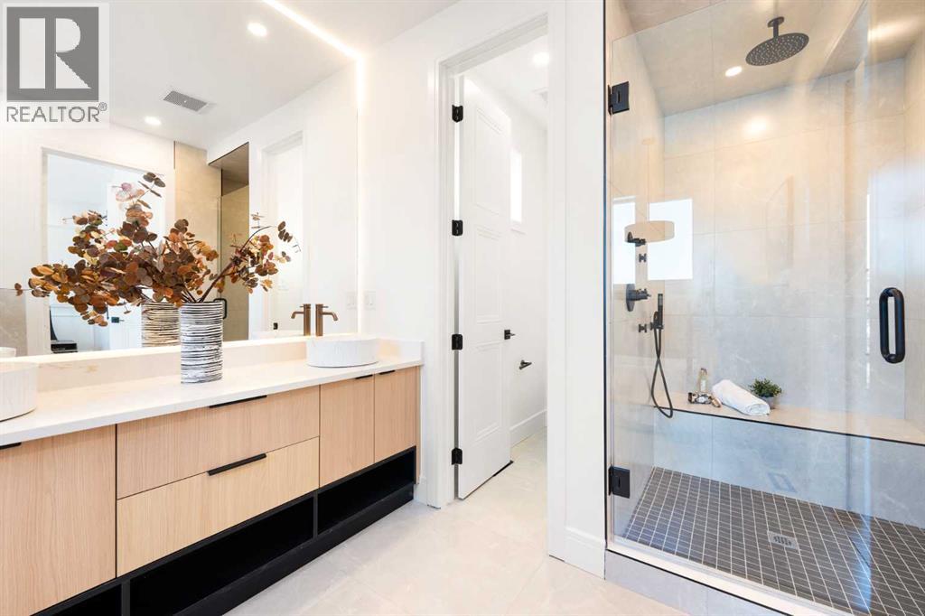 Single Family House for Sale in   Street NE Winston Heights/Mountview Calgary 