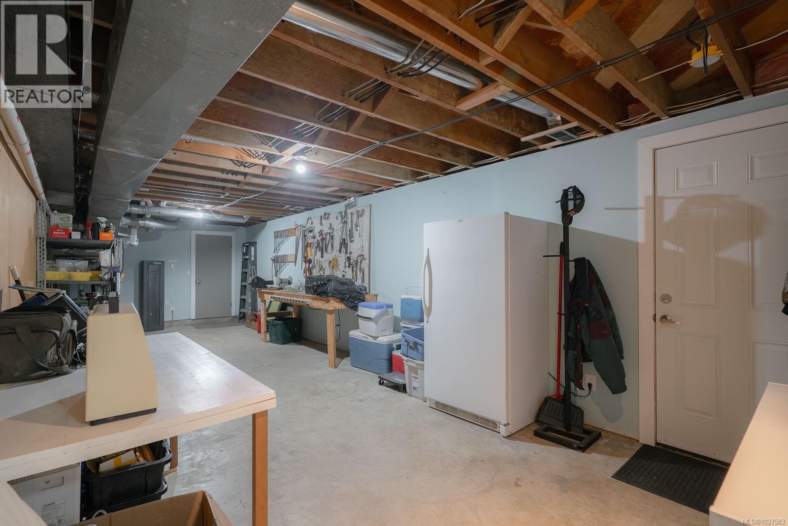 2979 6th Ave - 50