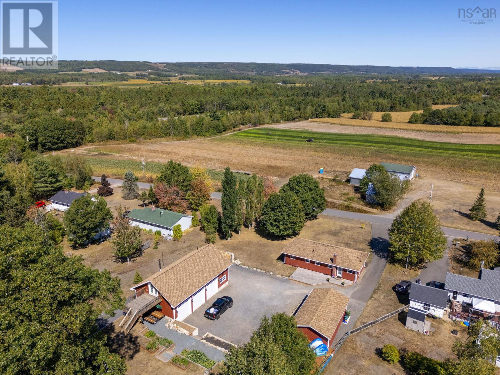 Property 46 of 47 of 91 Clairmont Road