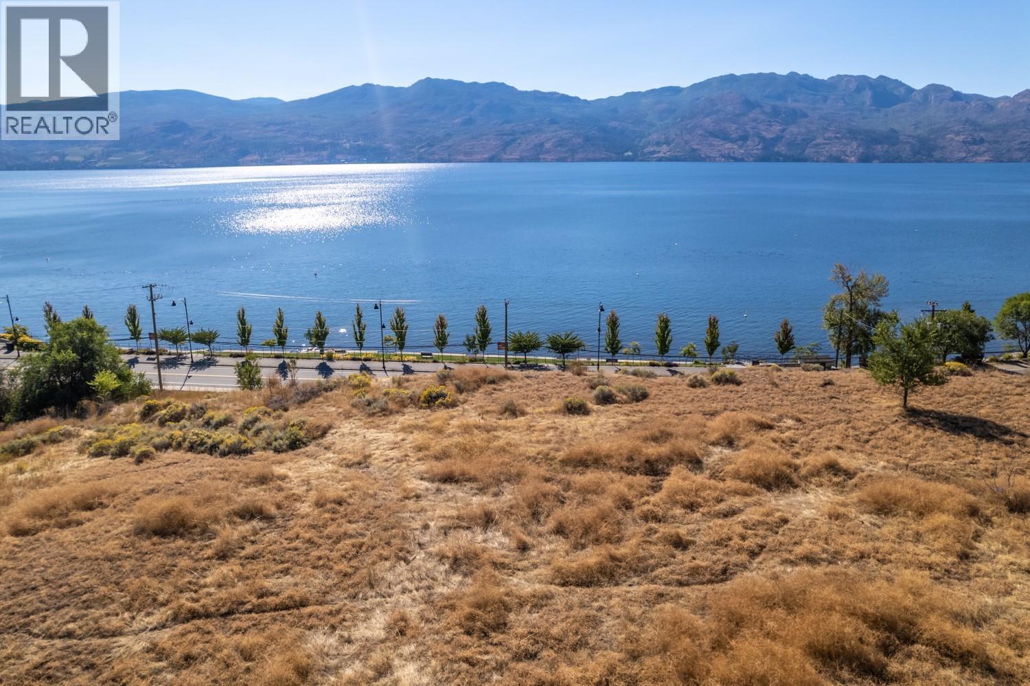  2160 Boucherie Road, West Kelowna