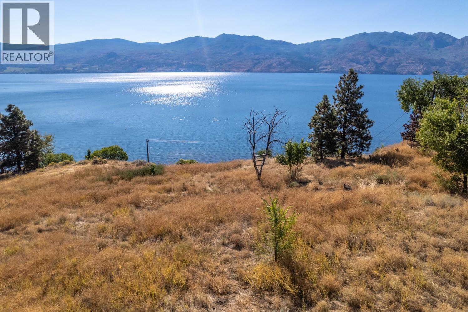  2160 Boucherie Road, West Kelowna