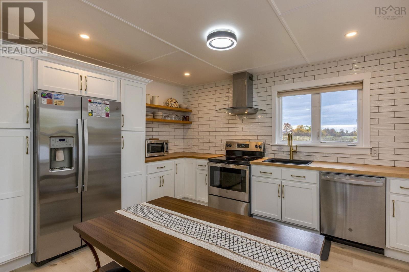 Property 8 of 35 of 6 Hebbs Landing