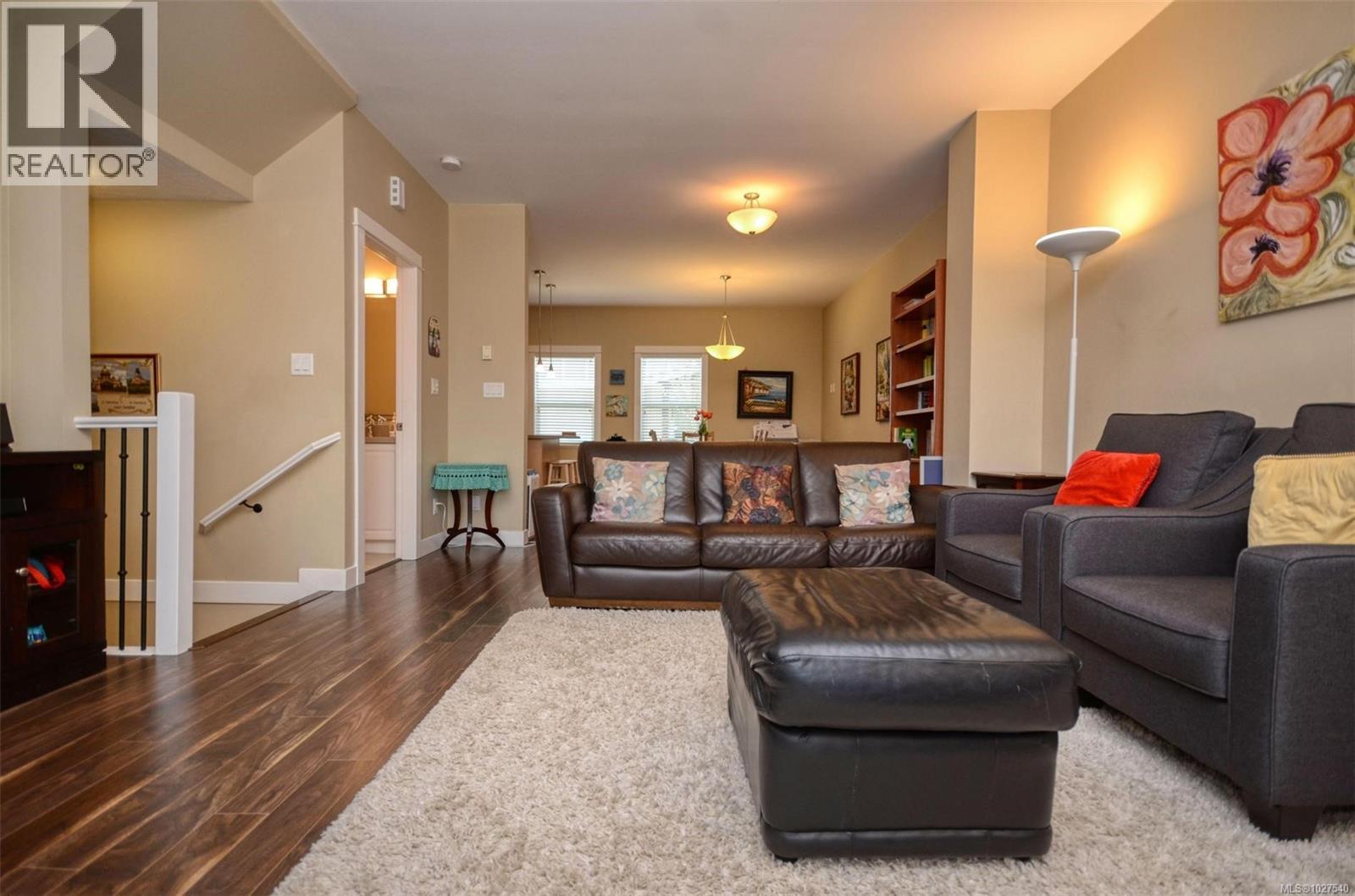  992 Dunford Avenue, Langford