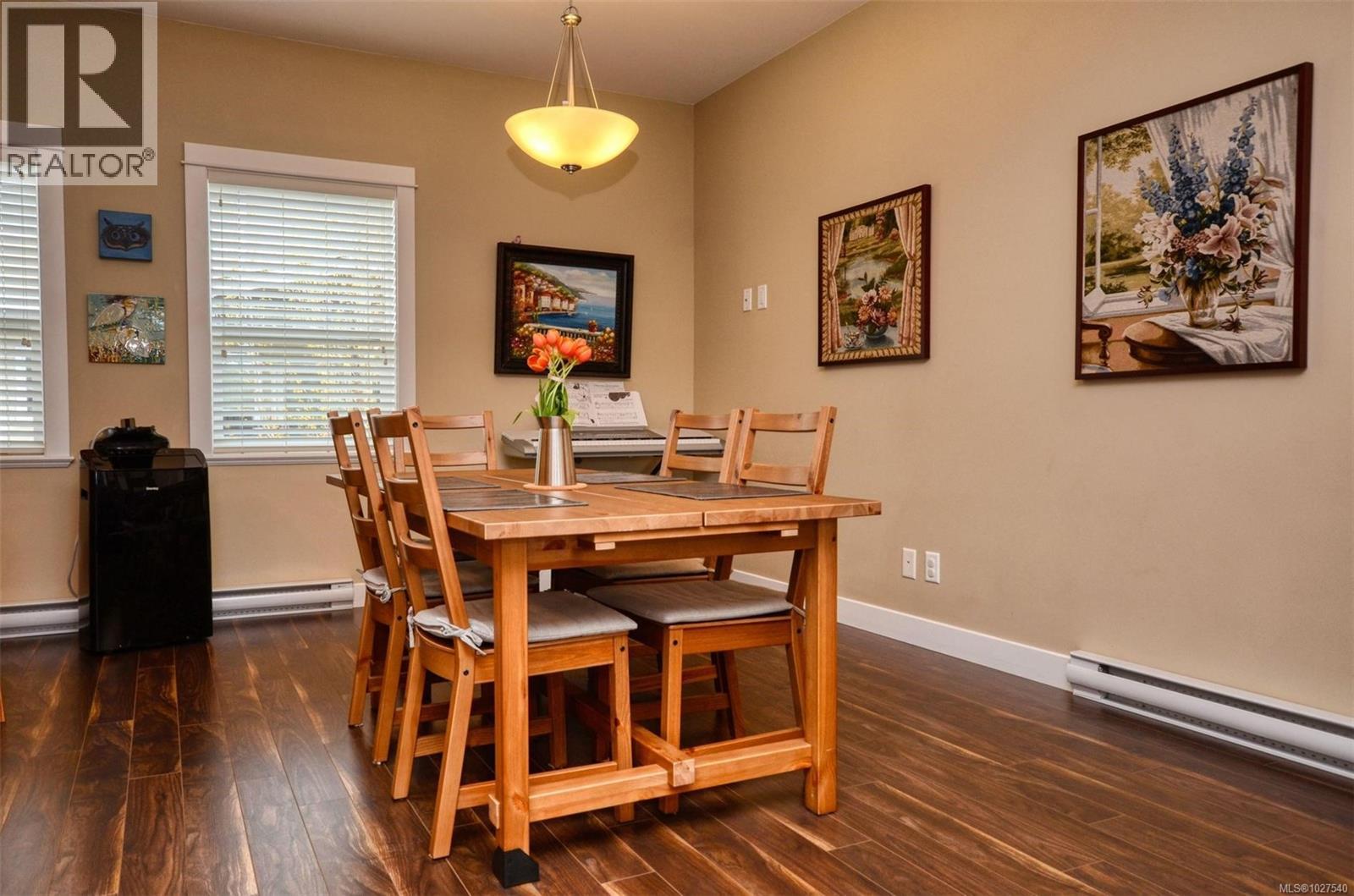  992 Dunford Avenue, Langford