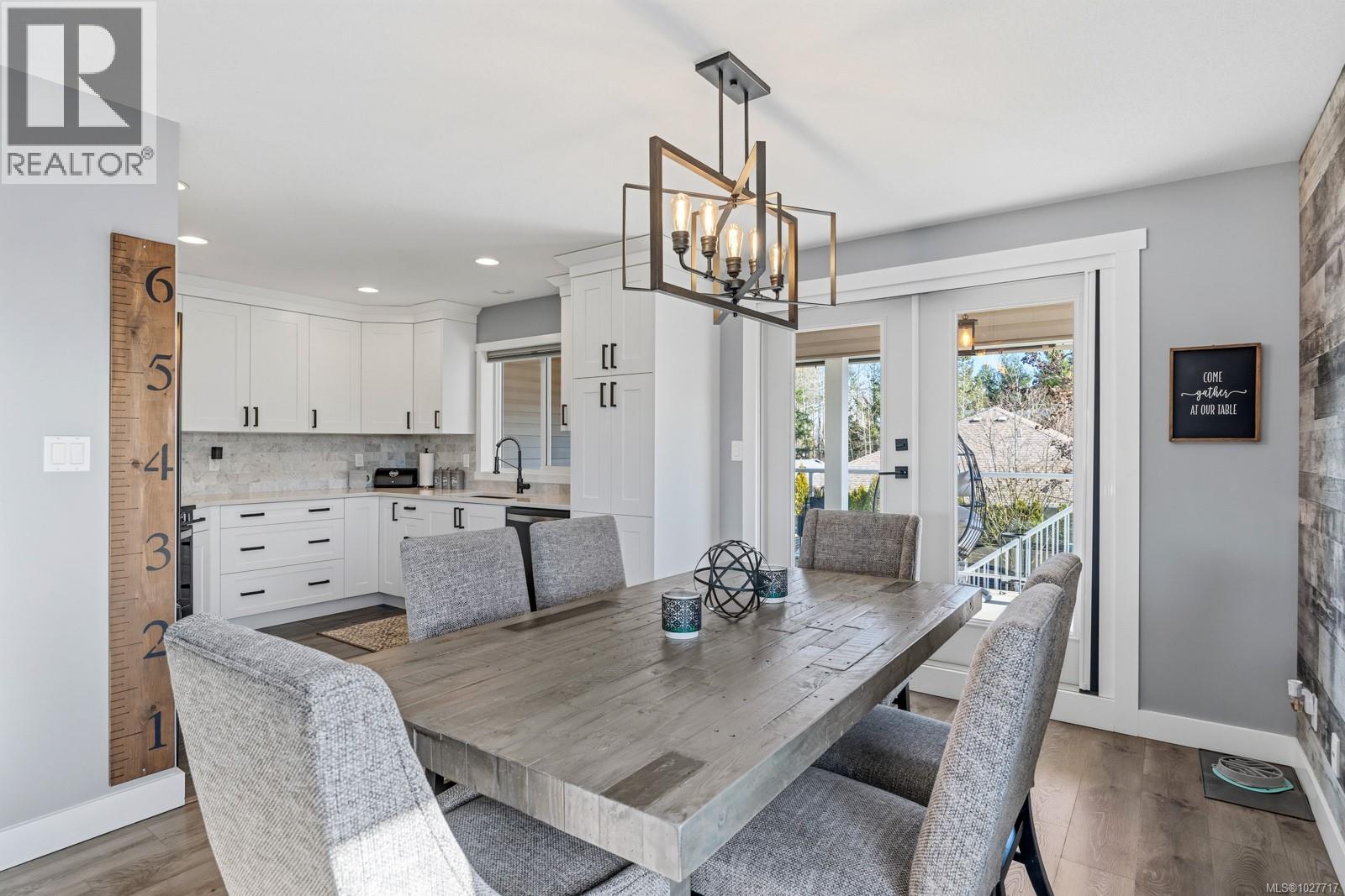 826 Grumman Pl, Comox