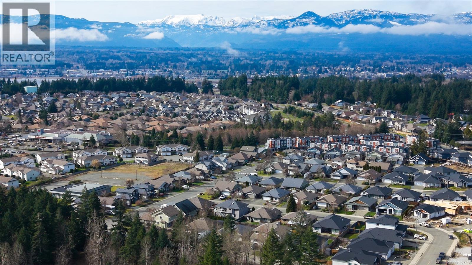 826 Grumman Pl, Comox