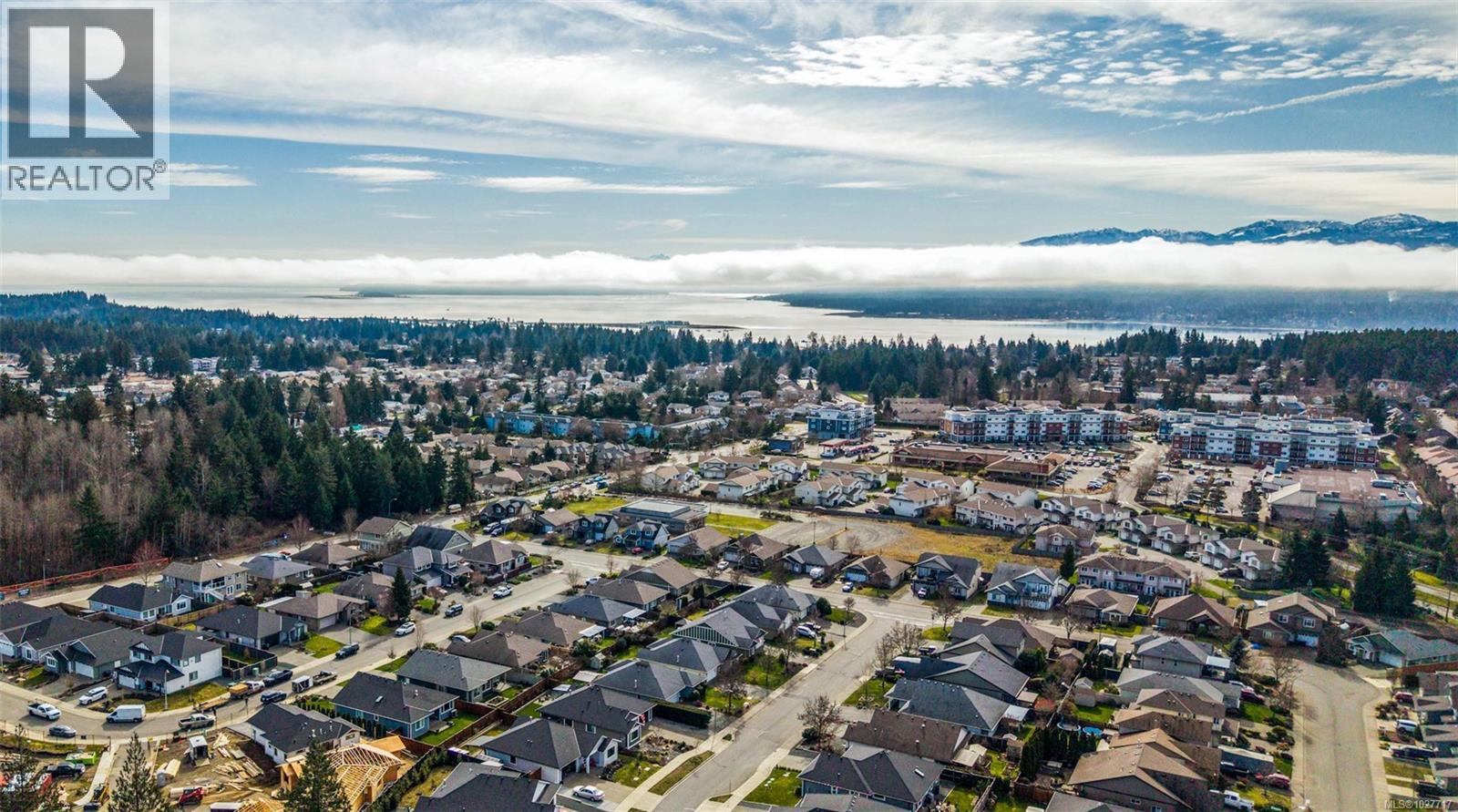 826 Grumman Pl, Comox