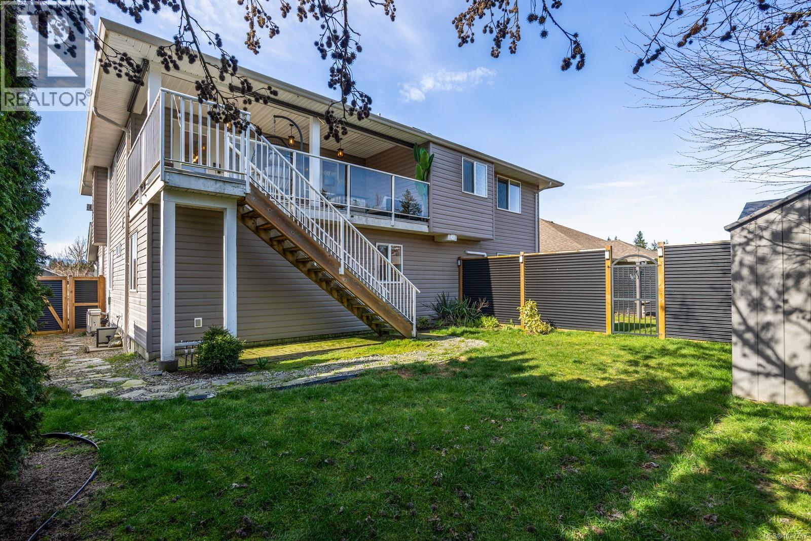 826 Grumman Pl, Comox