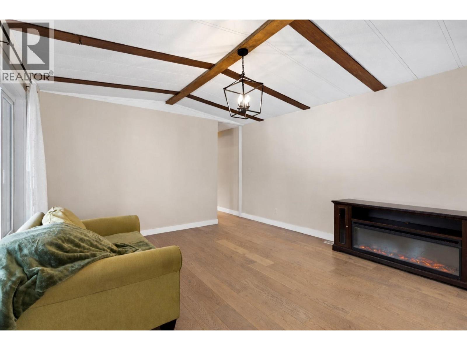 #B7 7155 DALLAS DRIVE - 6