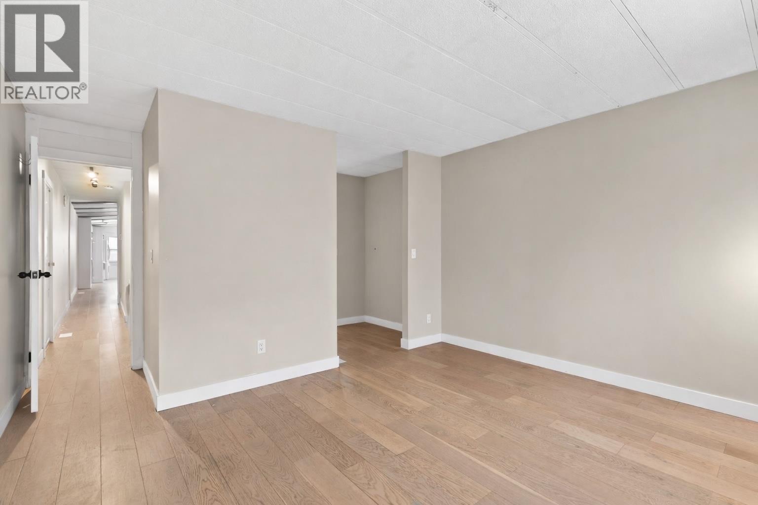 #B7 7155 DALLAS DRIVE - 16