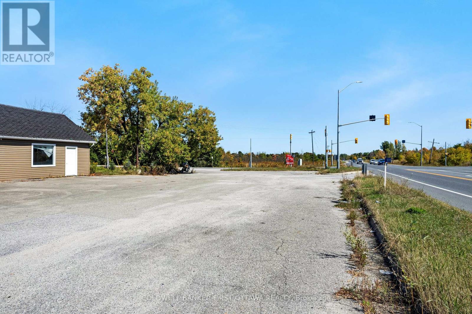 18318 HWY 7 HIGHWAY — photo 36