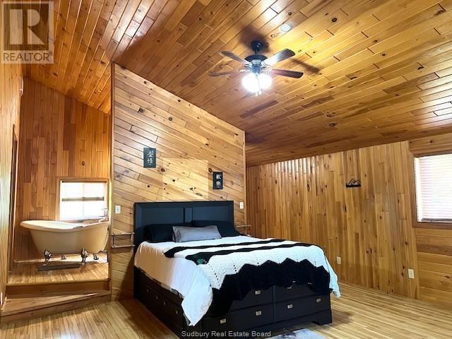 22B CHAMPAGNE AVENUE - 12