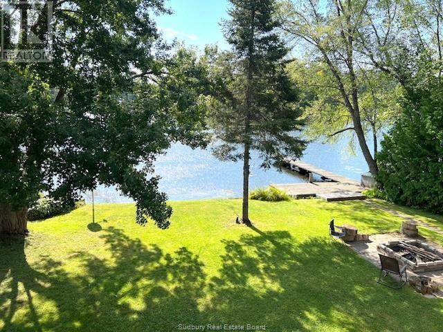 22B CHAMPAGNE AVENUE - 19