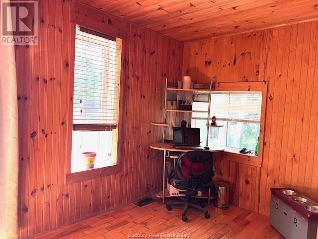 22B CHAMPAGNE AVENUE - 8